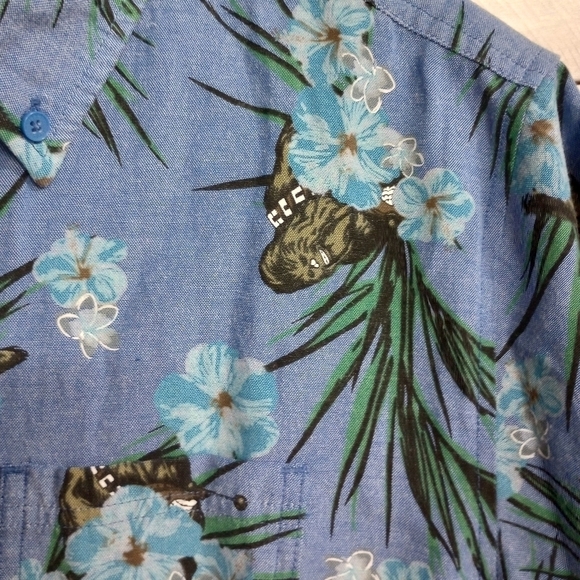 Star Wars Chewbacca Hawaiian Shirt Men's Small Floral Button Front Short Sleeve - Picture 5 of 8